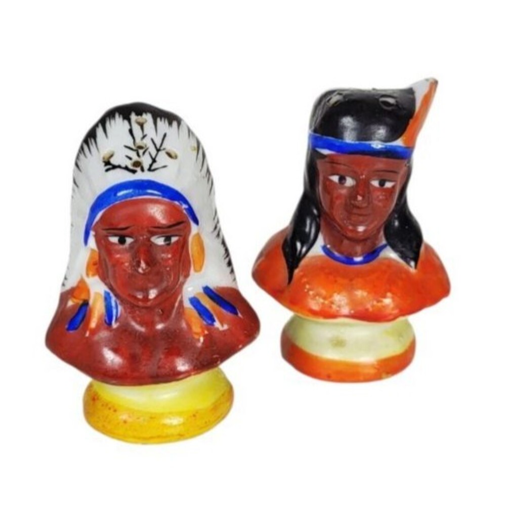 Vintage 50s Native American Indian Ceramic Salt & Pepper Shakers Americana Japan